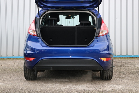 1.0T EcoBoost Zetec Hatchback 5dr Petrol Powershift Euro 6 (100 ps)
