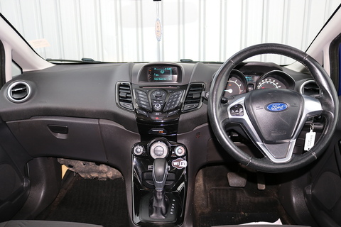 1.0T EcoBoost Zetec Hatchback 5dr Petrol Powershift Euro 6 (100 ps)