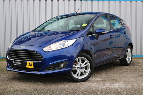 1.0T EcoBoost Zetec Hatchback 5dr Petrol Powershift Euro 6 (100 ps)