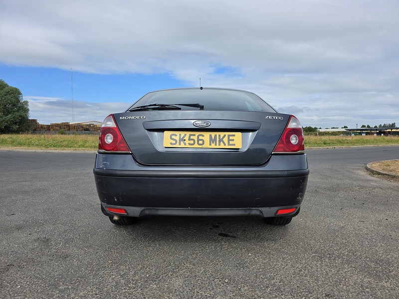 Ford 2.0 Zetec Hatchback 5dr Petrol Manual (192 g/km, 143 bhp)