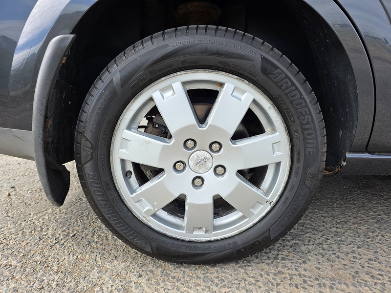 Ford 2.0 Zetec Hatchback 5dr Petrol Manual (192 g/km, 143 bhp)