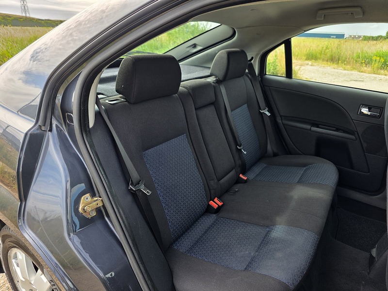 Ford 2.0 Zetec Hatchback 5dr Petrol Manual (192 g/km, 143 bhp)