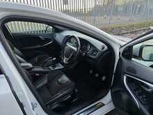 Volvo V40 2.0 D4 R-Design Hatchback 5dr Diesel Manual Euro 6 (s/s) (190 ps)
