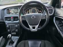 Volvo V40 2.0 D4 R-Design Hatchback 5dr Diesel Manual Euro 6 (s/s) (190 ps)