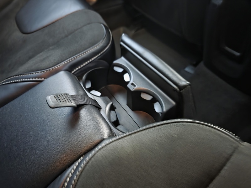 Volvo 2.0 D4 R-Design Hatchback 5dr Diesel Manual Euro 6 (s/s) (190 ps)