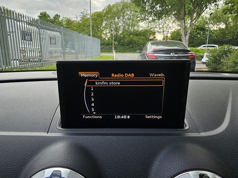 Audi 2.0 TDI S line Saloon 4dr Diesel S Tronic quattro Euro 6 (s/s) (184 ps)