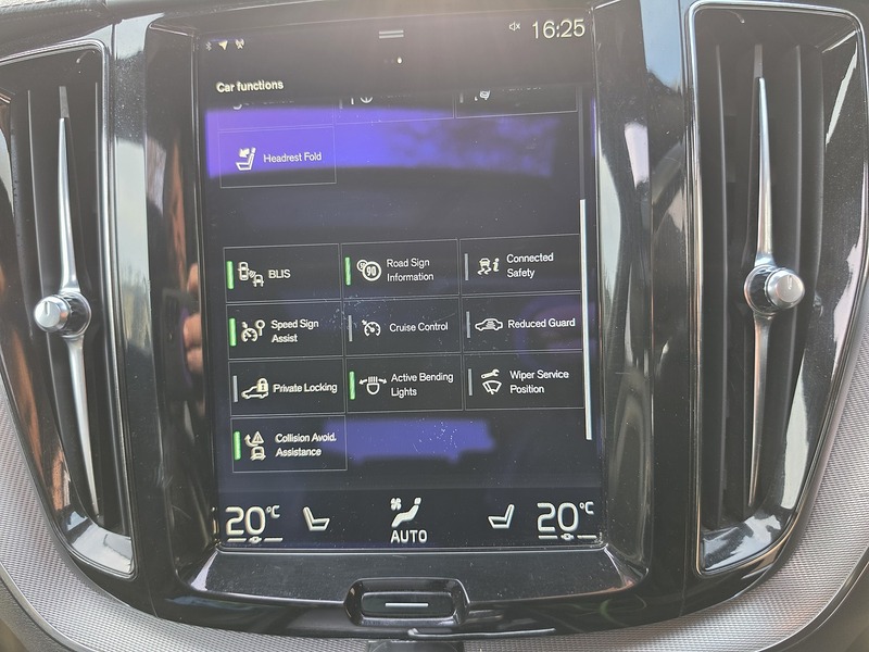 Volvo 2.0h T8 Twin Engine 10.4kWh R-Design Pro SUV 5dr Petrol Plug-in Hybrid Auto AWD Euro 6 (s/s) (407 ps)