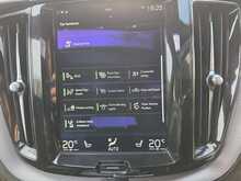 Volvo XC60 h T8 Twin Engine R-Design Pro