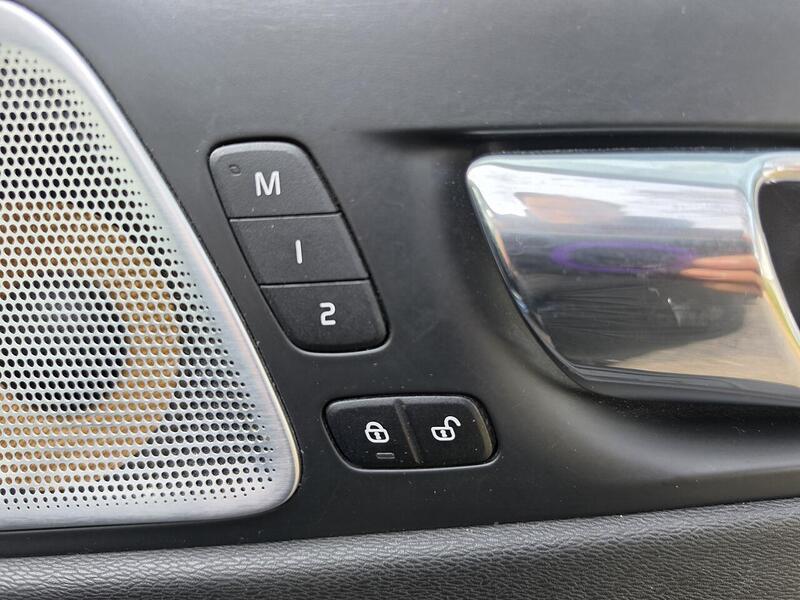 Volvo 2.0h T8 Twin Engine 10.4kWh R-Design Pro SUV 5dr Petrol Plug-in Hybrid Auto AWD Euro 6 (s/s) (407 ps)