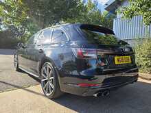 Audi S4 Avant 3.0 TFSi S-Tronic - FSH - Huge Spec