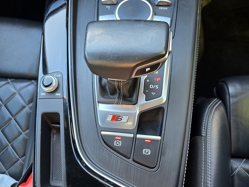 Audi 3.0 TFSI V6 Estate 5dr Petrol Tiptronic quattro Euro 6 (s/s) (354 ps)