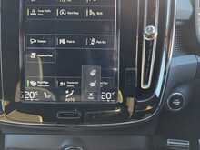 Volvo XC40 2.0 D4 R-Design Pro SUV 5dr Diesel Auto AWD Euro 6 (s/s) (190 ps)