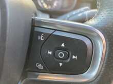 Volvo XC40 2.0 D4 R-Design Pro SUV 5dr Diesel Auto AWD Euro 6 (s/s) (190 ps)