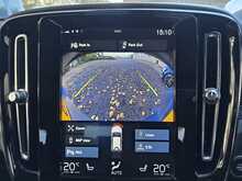 Volvo XC40 2.0 D4 R-Design Pro SUV 5dr Diesel Auto AWD Euro 6 (s/s) (190 ps)