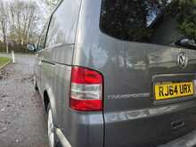 Volkswagen Transporter 2.0 BiTDI T32 Highline Kombi 4dr Diesel DSG 4MOTION L2 H1 (226 g/km, 178 bhp)