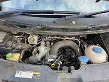 Volkswagen Transporter 2.0 BiTDI T32 Highline Kombi 4dr Diesel DSG 4MOTION L2 H1 (226 g/km, 178 bhp)