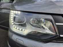 Volkswagen Transporter 2.0 BiTDI T32 Highline Kombi 4dr Diesel DSG 4MOTION L2 H1 (226 g/km, 178 bhp)