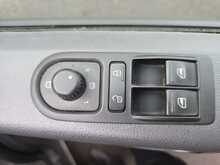 Volkswagen Transporter 2.0 BiTDI T32 Highline Kombi 4dr Diesel DSG 4MOTION L2 H1 (226 g/km, 178 bhp)