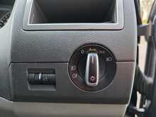 Volkswagen Transporter 2.0 BiTDI T32 Highline Kombi 4dr Diesel DSG 4MOTION L2 H1 (226 g/km, 178 bhp)