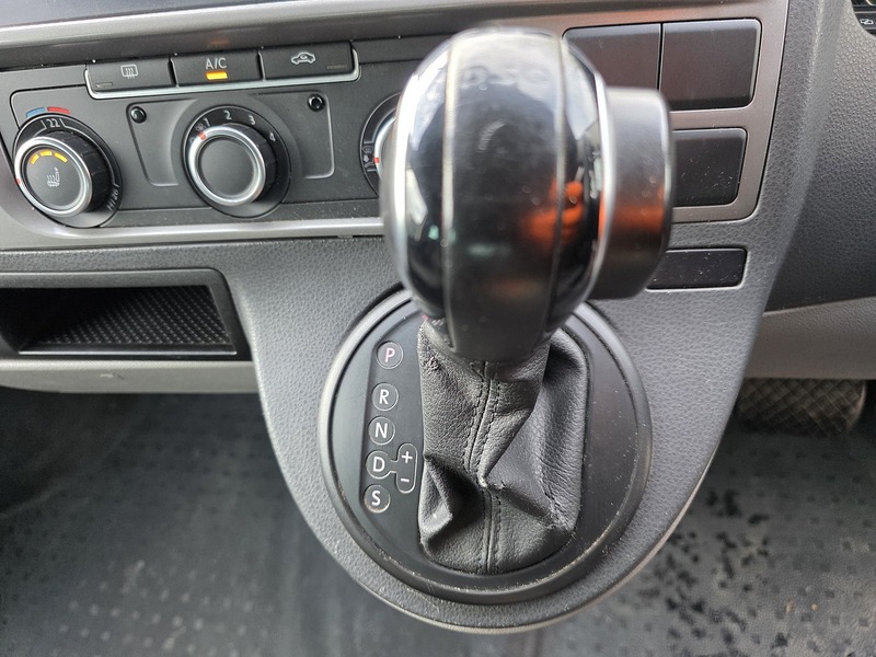 Volkswagen 2.0 BiTDI T32 Highline Kombi 4dr Diesel DSG 4MOTION L1 H1 (226 g/km, 178 bhp)