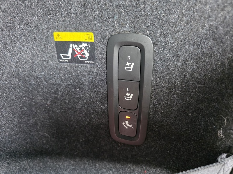 Volvo 2.0 D4 First Edition SUV 5dr Diesel Auto AWD Euro 6 (s/s) (190 ps)