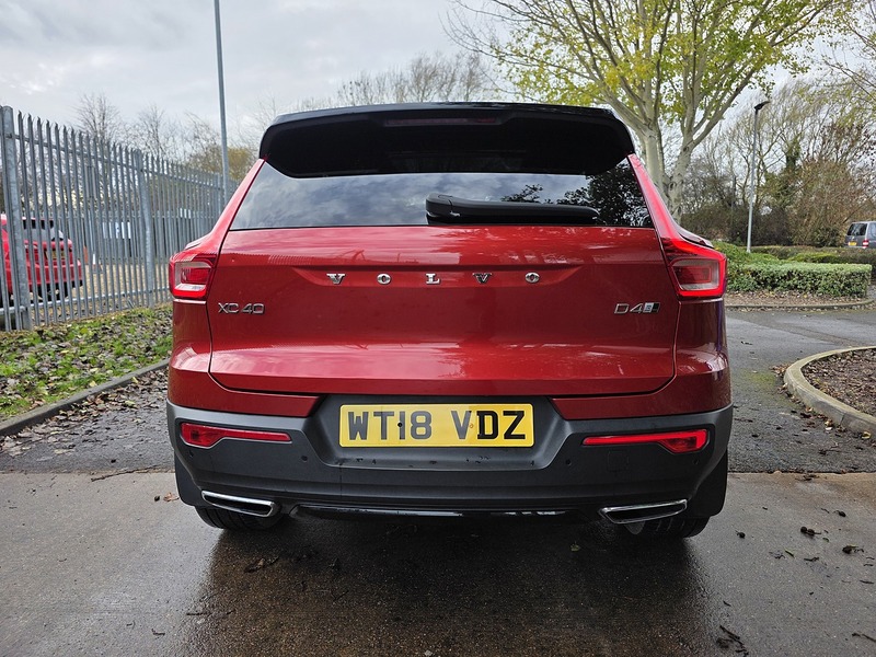 Volvo 2.0 D4 First Edition SUV 5dr Diesel Auto AWD Euro 6 (s/s) (190 ps)