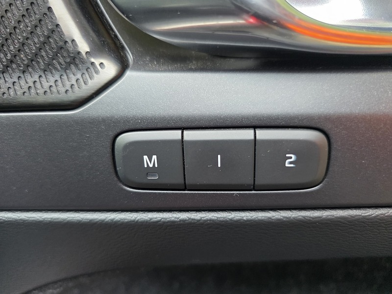 Volvo 2.0 D4 First Edition SUV 5dr Diesel Auto AWD Euro 6 (s/s) (190 ps)