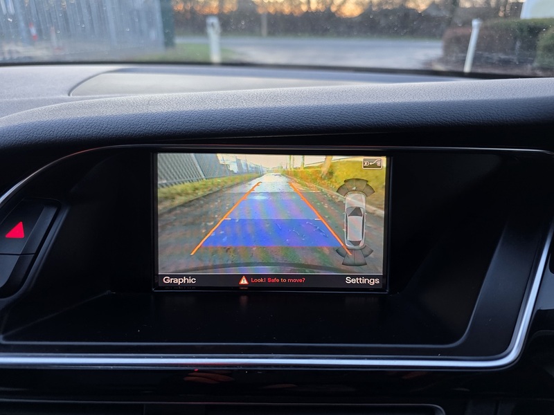 Audi 4.2 FSI V8 Estate 5dr Petrol S Tronic quattro Euro 5 (450 ps)