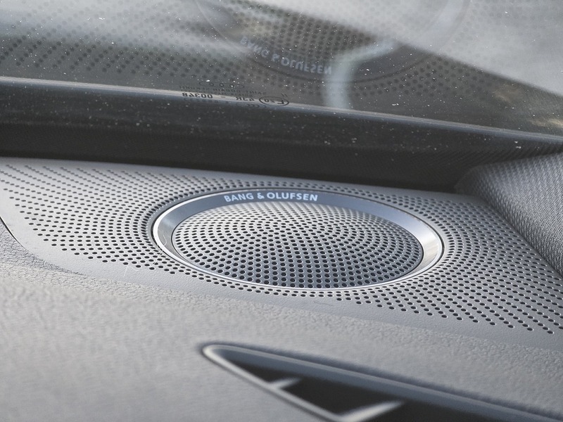 Audi 4.2 FSI V8 Estate 5dr Petrol S Tronic quattro Euro 5 (450 ps)