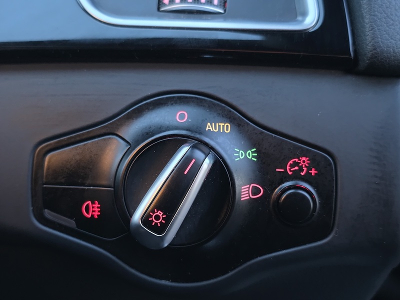 Audi 4.2 FSI V8 Estate 5dr Petrol S Tronic quattro Euro 5 (450 ps)