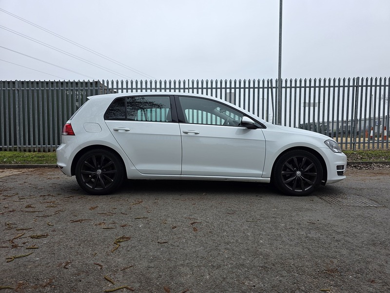 Volkswagen 2.0 TDI BlueMotion Tech GT Hatchback 5dr Diesel DSG Euro 5 (s/s) (150 ps)