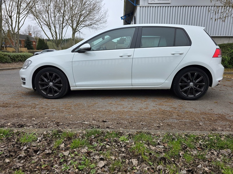 Volkswagen 2.0 TDI BlueMotion Tech GT Hatchback 5dr Diesel DSG Euro 5 (s/s) (150 ps)