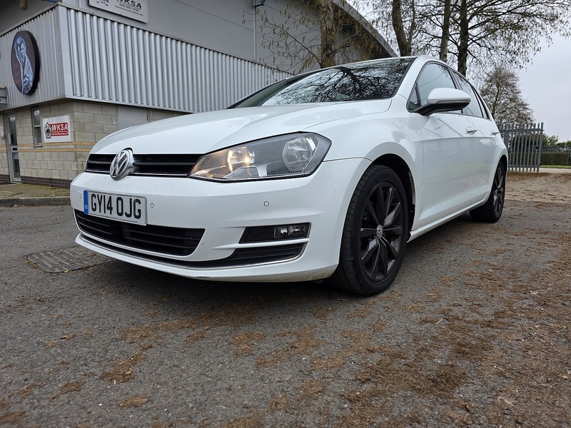 Volkswagen 2.0 TDI BlueMotion Tech GT Hatchback 5dr Diesel DSG Euro 5 (s/s) (150 ps)