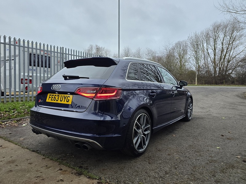 Audi 2.0 TFSI Sportback 5dr Petrol S Tronic quattro Euro 6 (s/s) (300 ps)