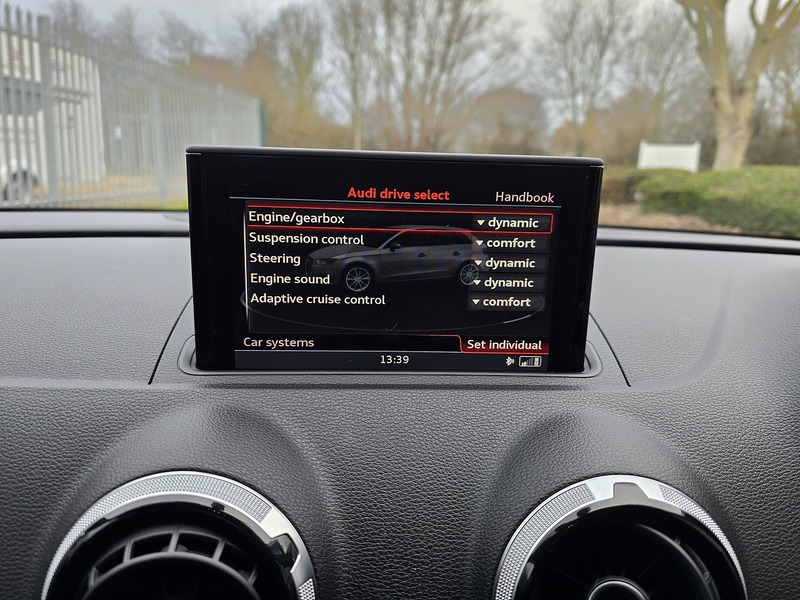 Audi 2.0 TFSI Sportback 5dr Petrol S Tronic quattro Euro 6 (s/s) (300 ps)