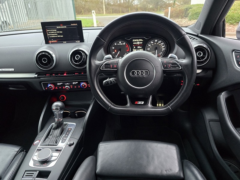 Audi 2.0 TFSI Sportback 5dr Petrol S Tronic quattro Euro 6 (s/s) (300 ps)