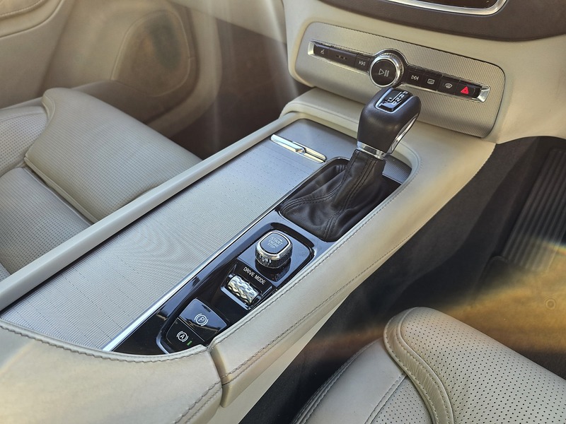 Volvo D5 Powerpulse Inscription Pro Awd 2.0 5dr Estate Automatic Diesel