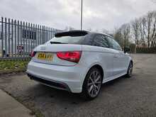 Audi A1 TDI S line Style Edition 