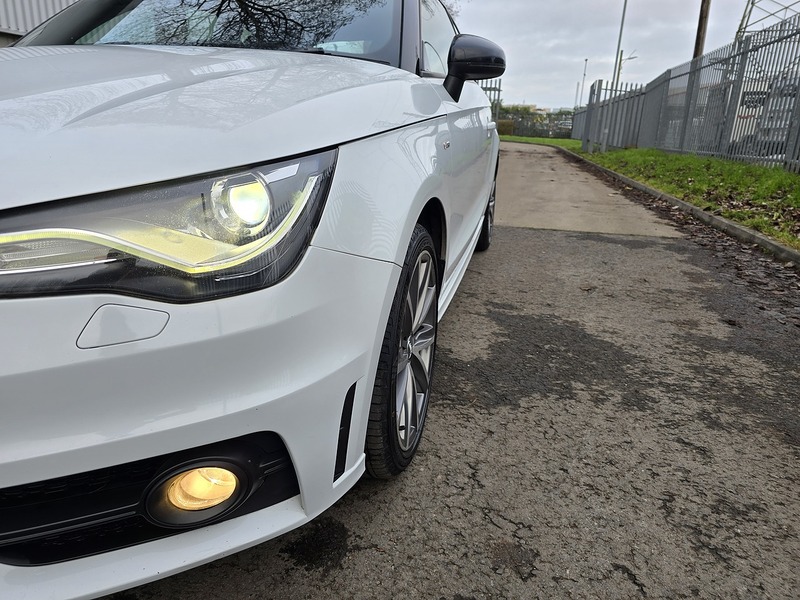 Audi 1.6 TDI S line Style Edition Hatchback 3dr Diesel Manual Euro 5 (s/s) (105 ps)