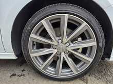 Audi A1 TDI S line Style Edition 