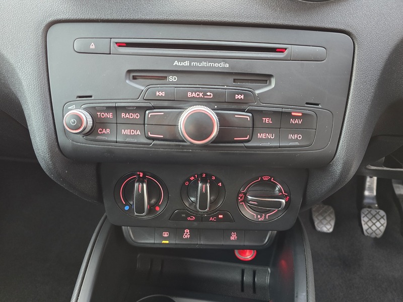 Audi 1.6 TDI S line Style Edition Hatchback 3dr Diesel Manual Euro 5 (s/s) (105 ps)