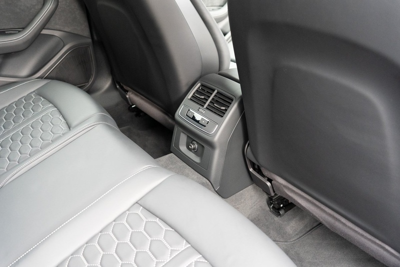 Audi 2.9 TFSI V6 Carbon Black Estate 5dr Petrol Tiptronic quattro Euro 6 (s/s) (450 ps)