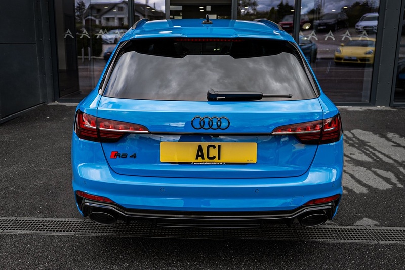 Audi 2.9 TFSI V6 Carbon Black Estate 5dr Petrol Tiptronic quattro Euro 6 (s/s) (450 ps)