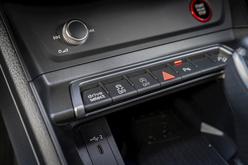 Audi 2.5 TFSI Vorsprung Sportback 5dr Petrol S Tronic quattro Euro 6 (s/s) (400 ps)