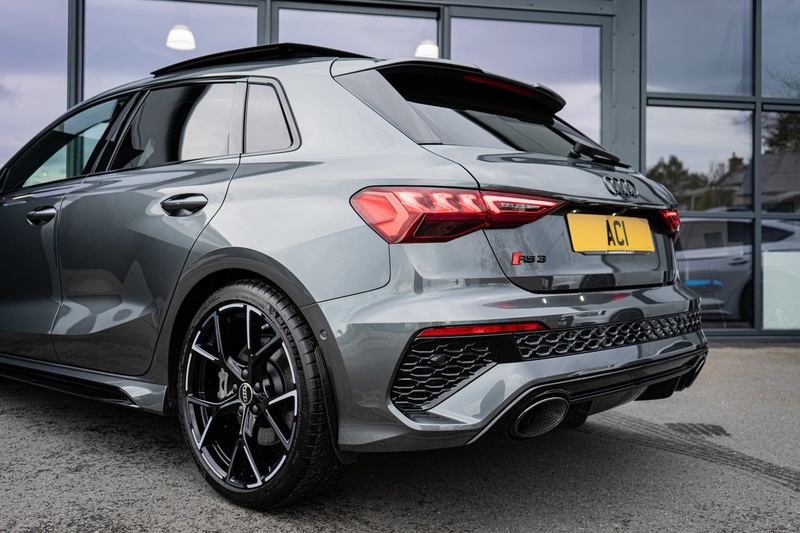 Audi RS3 TFSI Vorsprung - U4215
