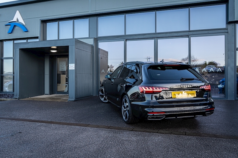 Audi 2.0 TDI 40 Black Edition Estate 5dr Diesel S Tronic quattro Euro 6 (s/s) (204 ps)