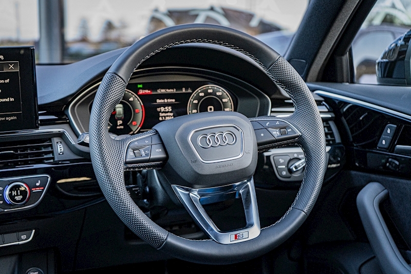 Audi 2.0 TDI 40 Black Edition Estate 5dr Diesel S Tronic quattro Euro 6 (s/s) (204 ps)