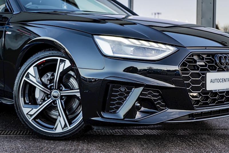 Audi 2.0 TDI 40 Black Edition Estate 5dr Diesel S Tronic quattro Euro 6 (s/s) (204 ps)