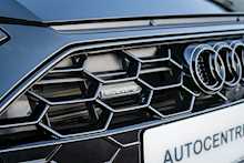 Audi 2.0 TDI 40 Black Edition Estate 5dr Diesel S Tronic quattro Euro 6 (s/s) (204 ps)