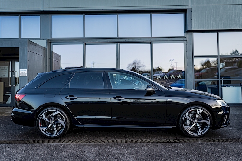 Audi 2.0 TDI 40 Black Edition Estate 5dr Diesel S Tronic quattro Euro 6 (s/s) (204 ps)
